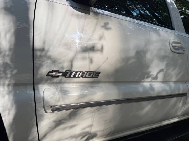 44k-Mile 2001 Chevrolet Tahoe LS