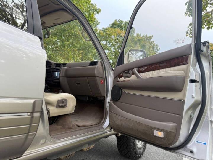 1996 Lexus LX 450