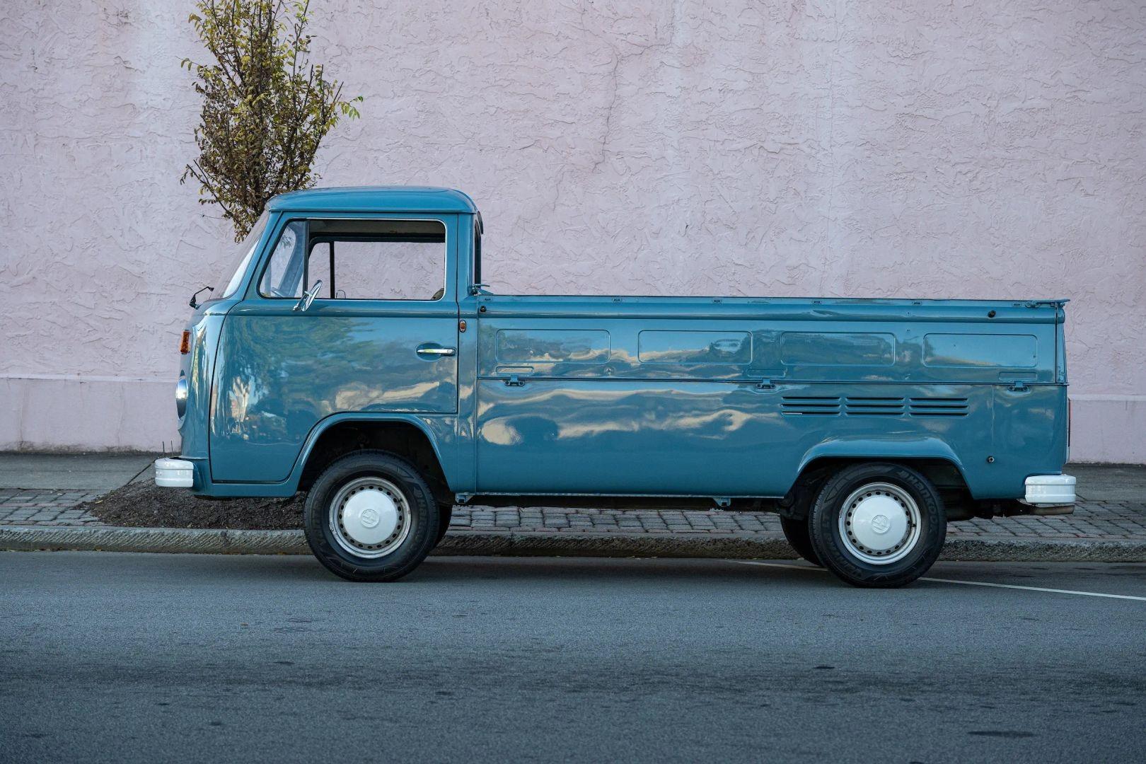 1974 Volkswagen Type 2 Flatbed - 3