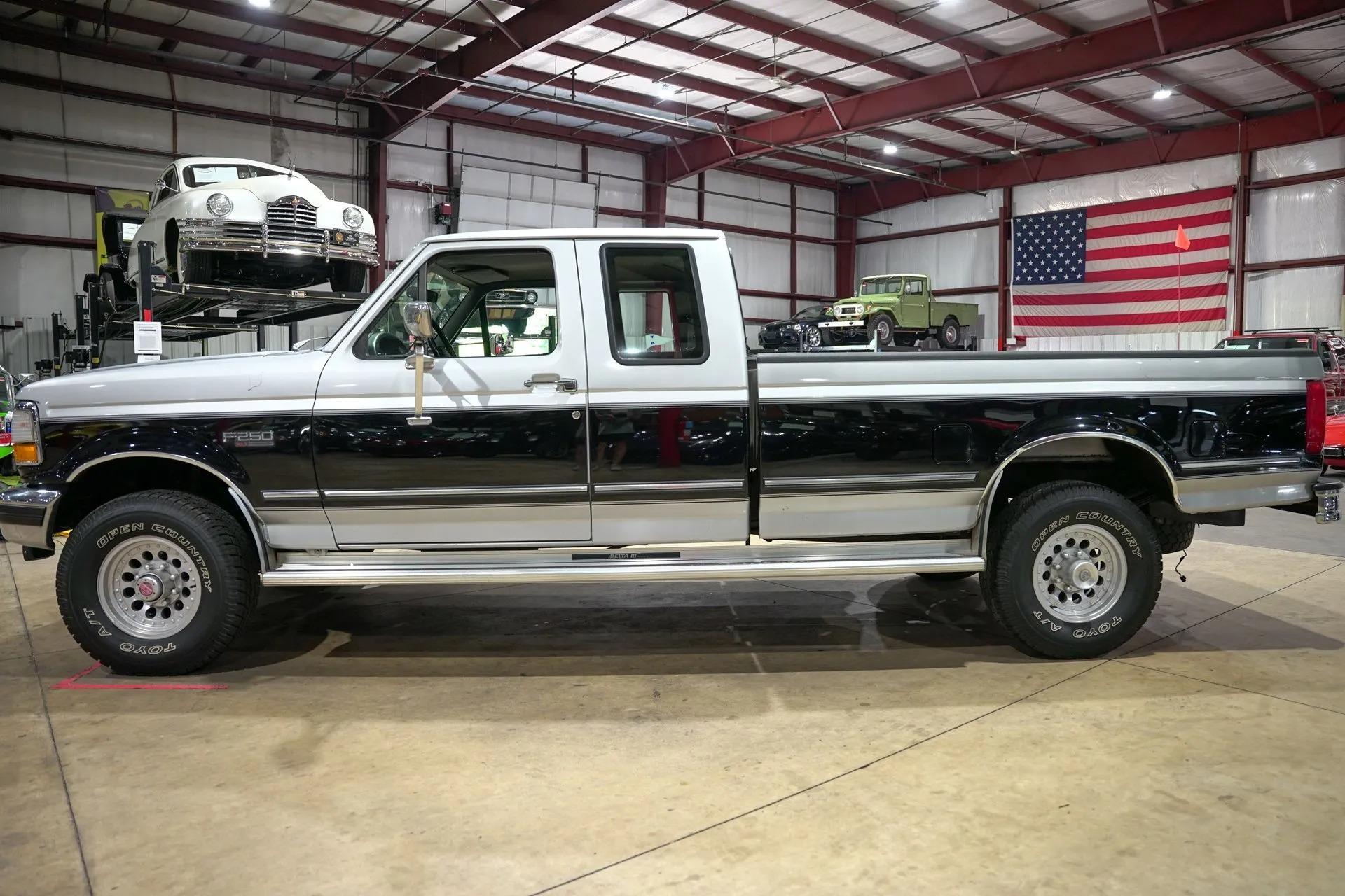 1993 Ford F-250 XLT 4x4 - 3