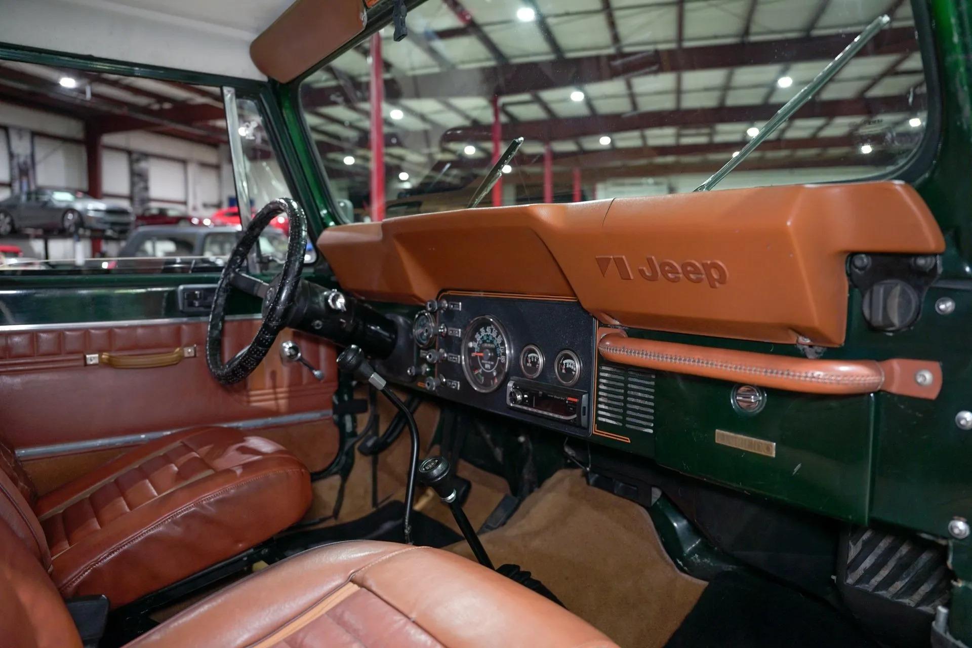 1984 Jeep CJ-7 Laredo