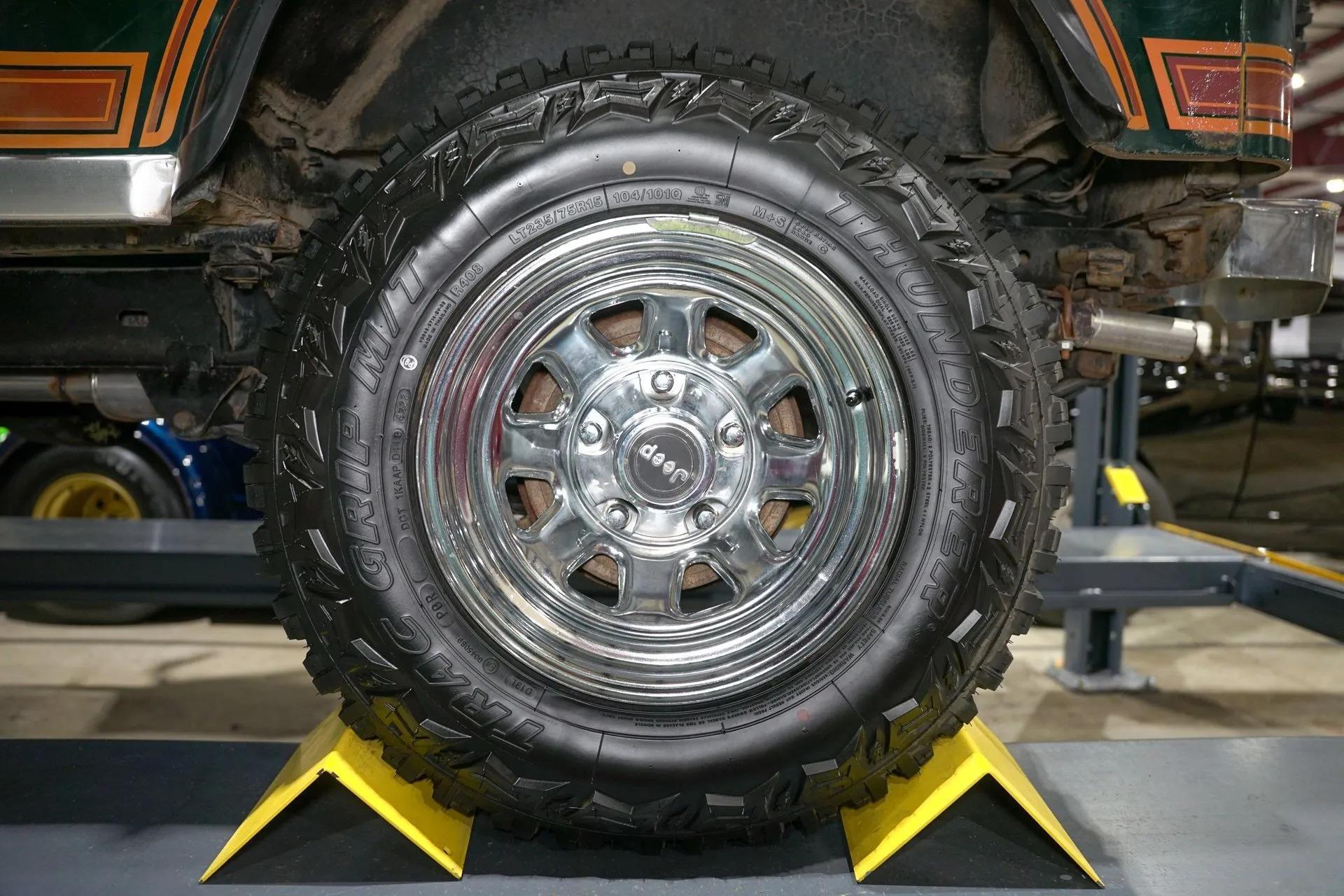 1984 Jeep CJ-7 Laredo
