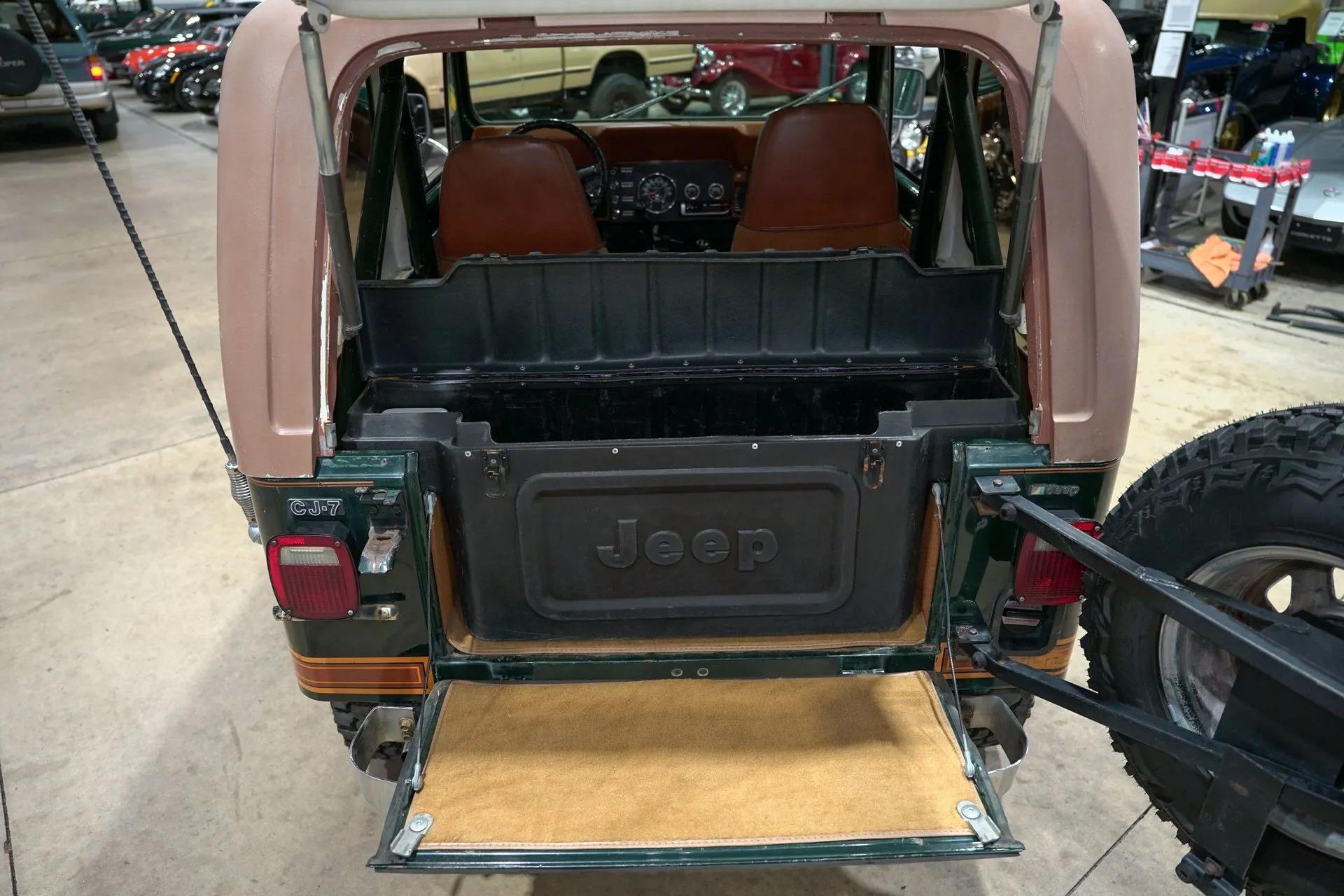 1984 Jeep CJ-7 Laredo
