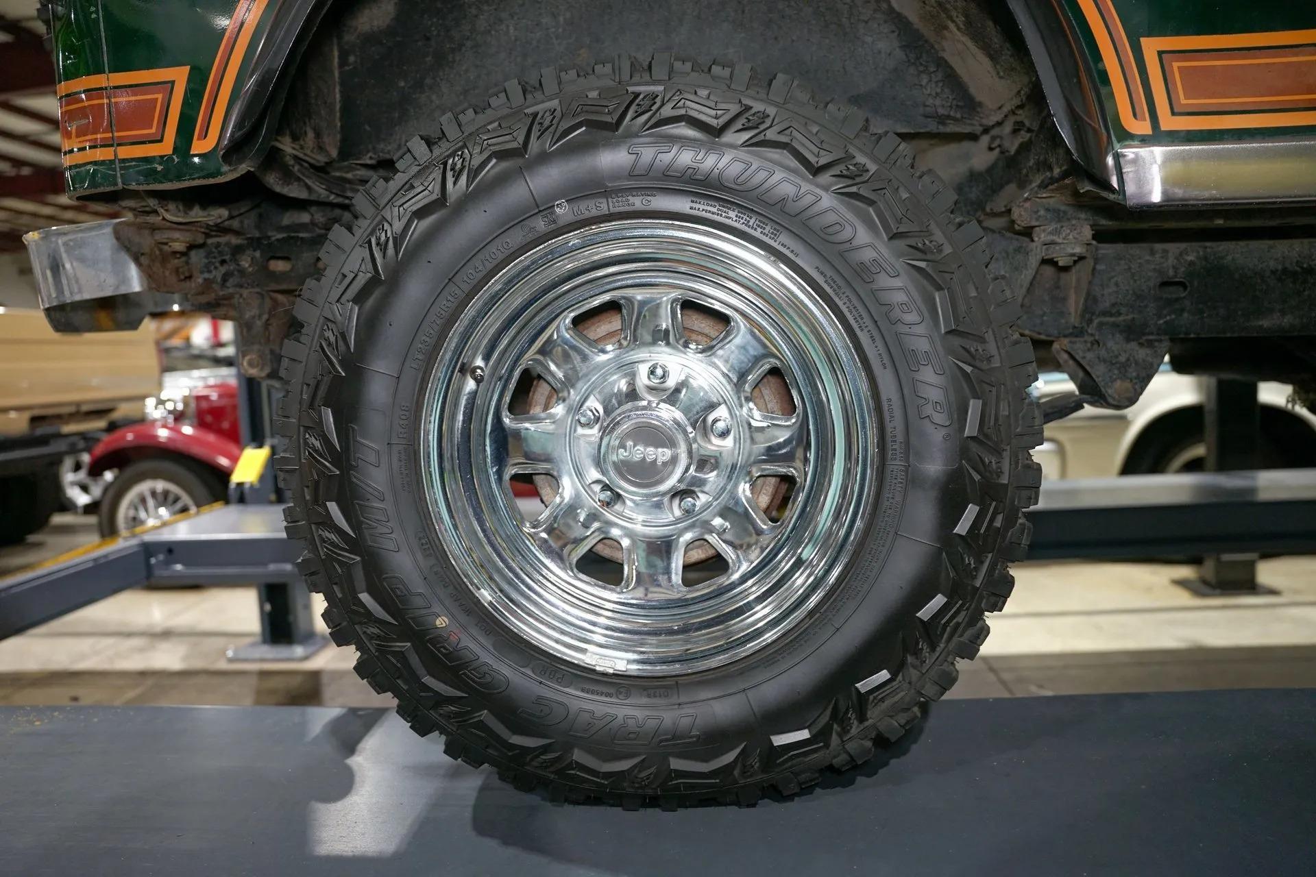 1984 Jeep CJ-7 Laredo