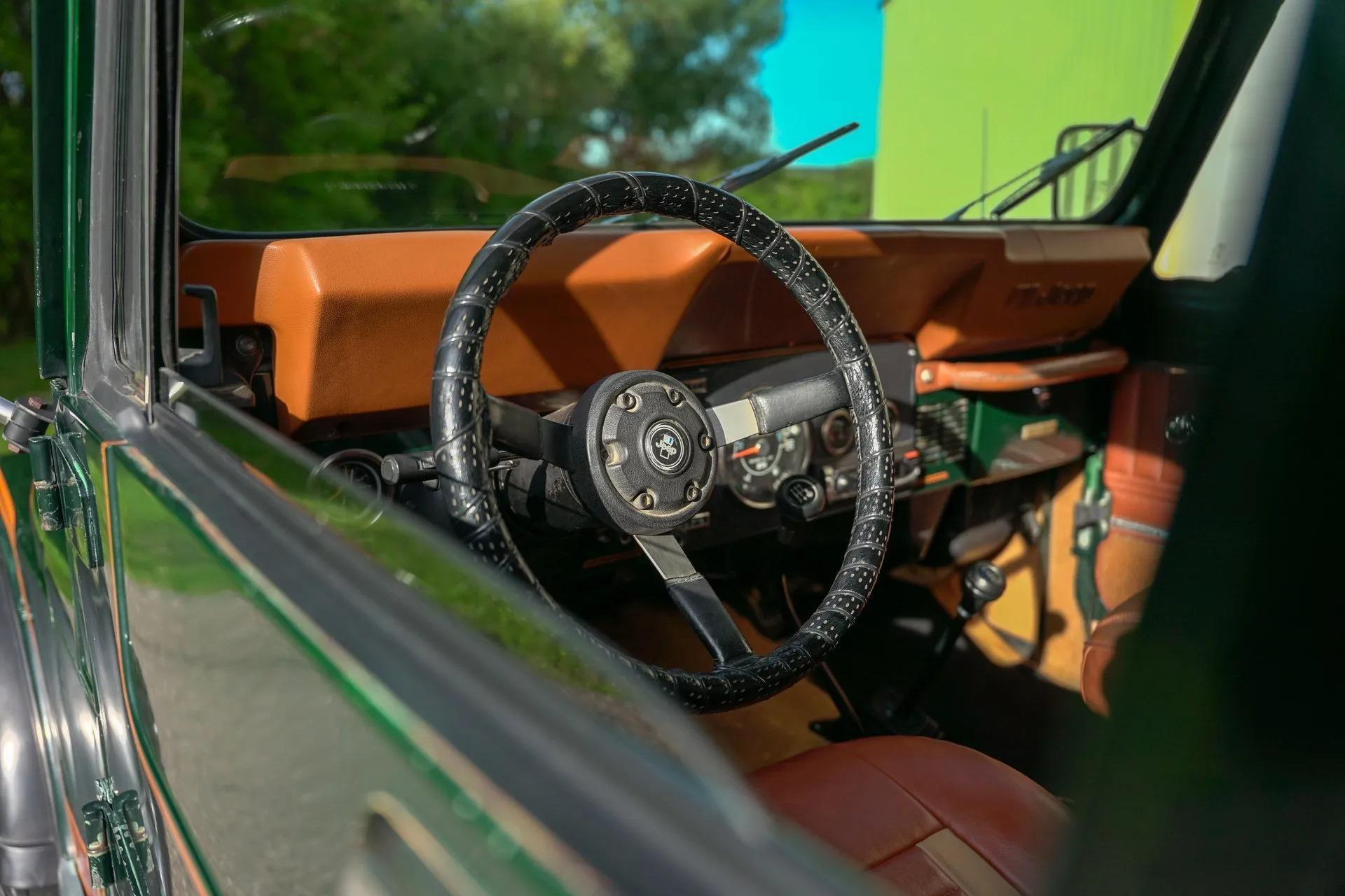 1984 Jeep CJ-7 Laredo