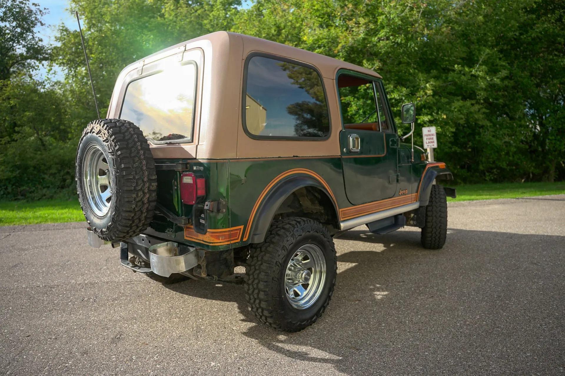 1984 Jeep CJ-7 Laredo
