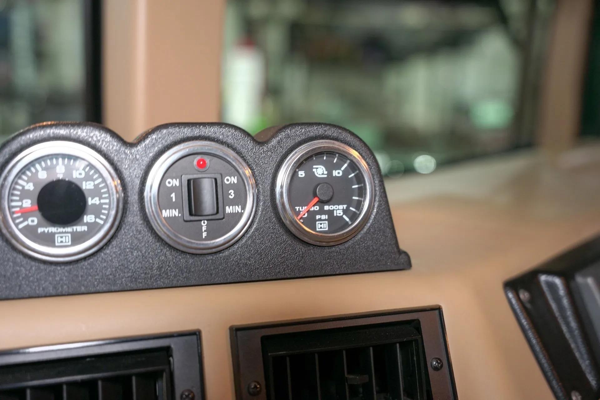 1998 AM General Hummer H1