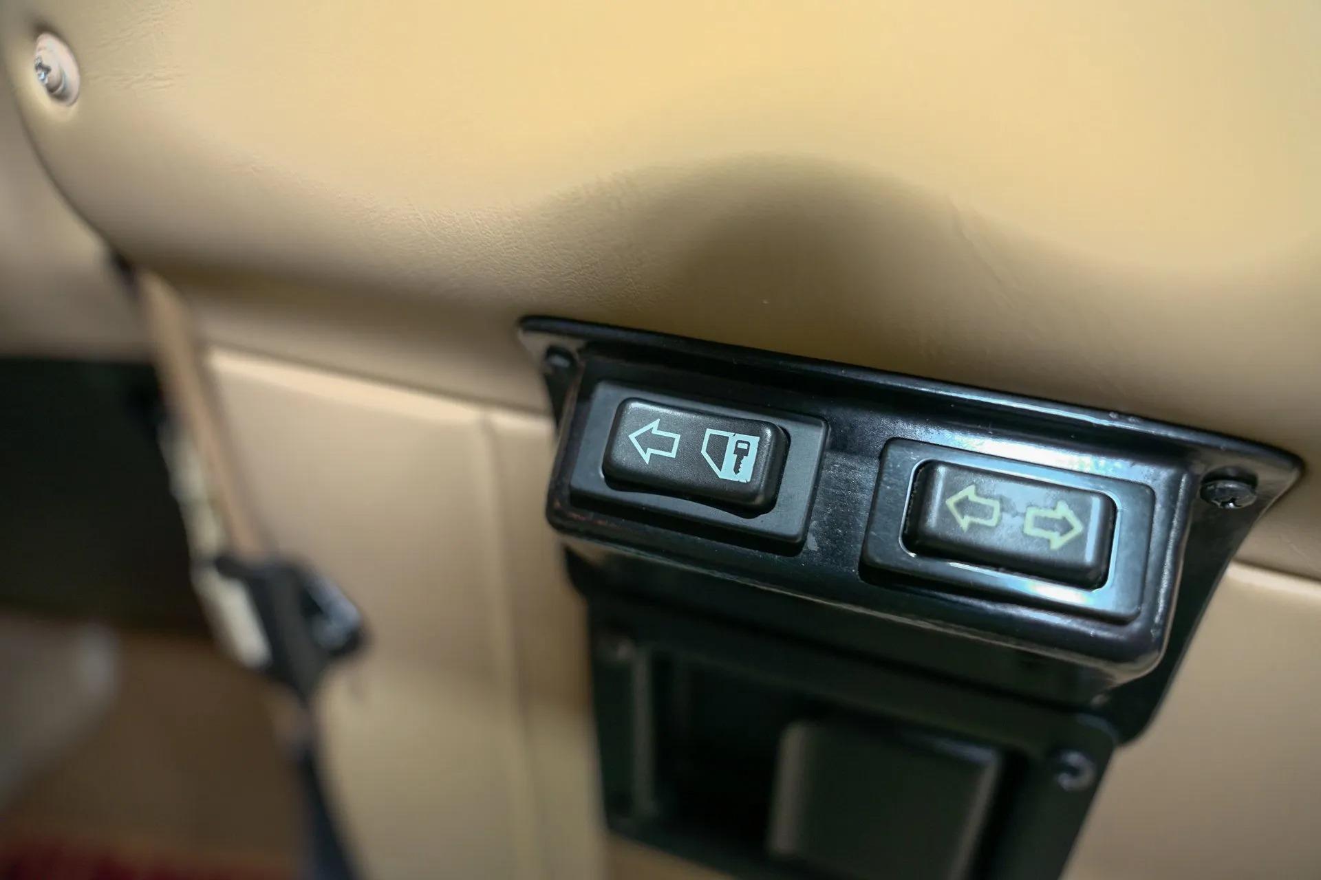 1998 AM General Hummer H1
