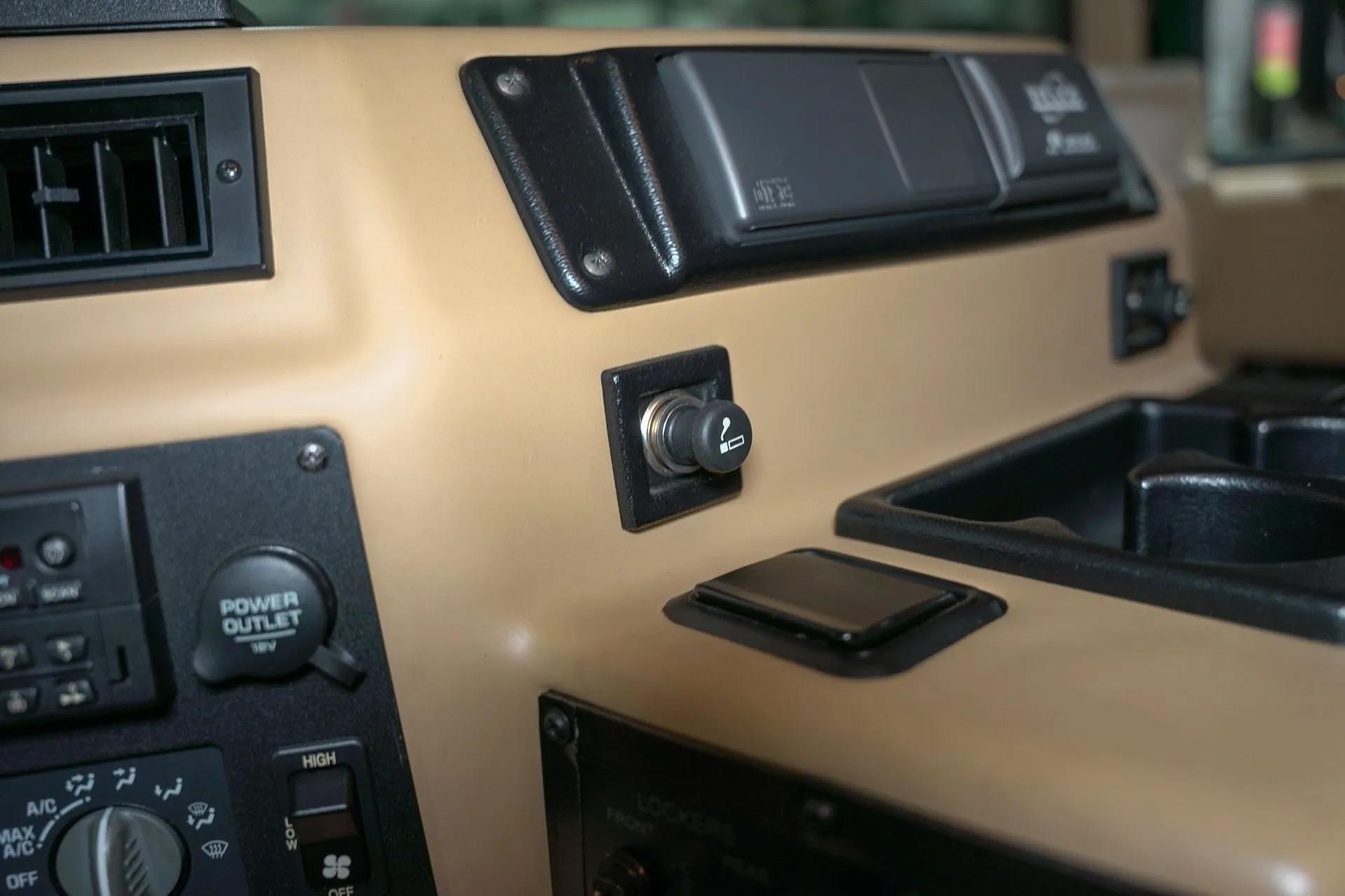 1998 AM General Hummer H1