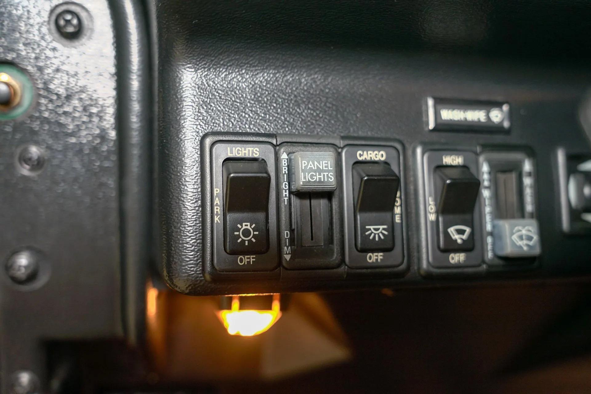 1998 AM General Hummer H1