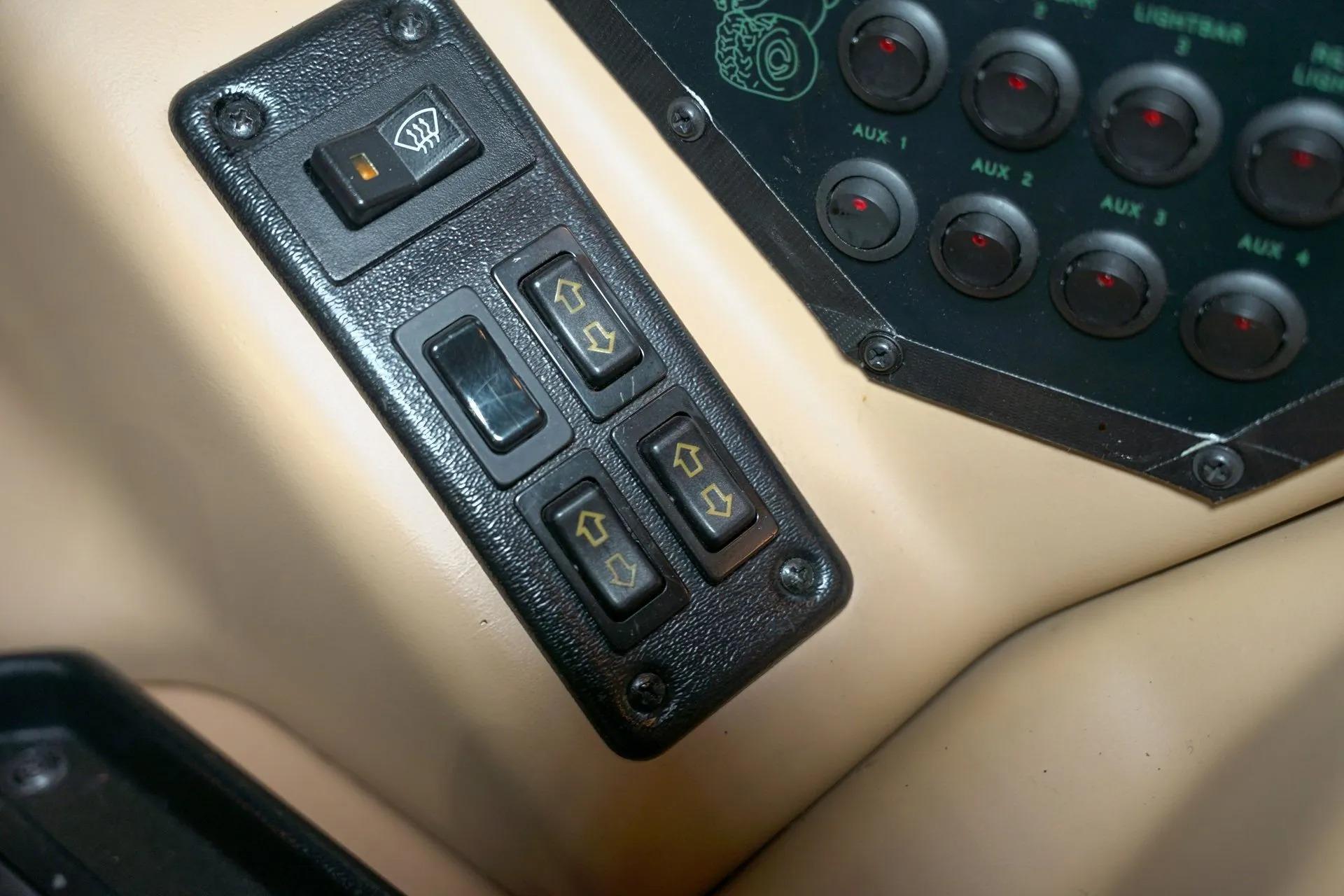 1998 AM General Hummer H1