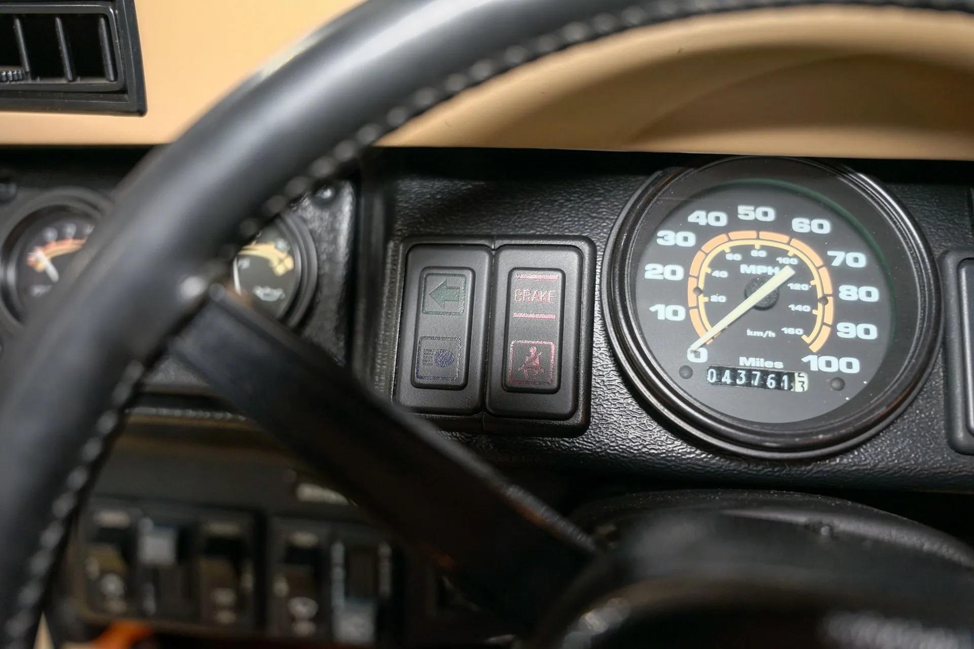 1998 AM General Hummer H1