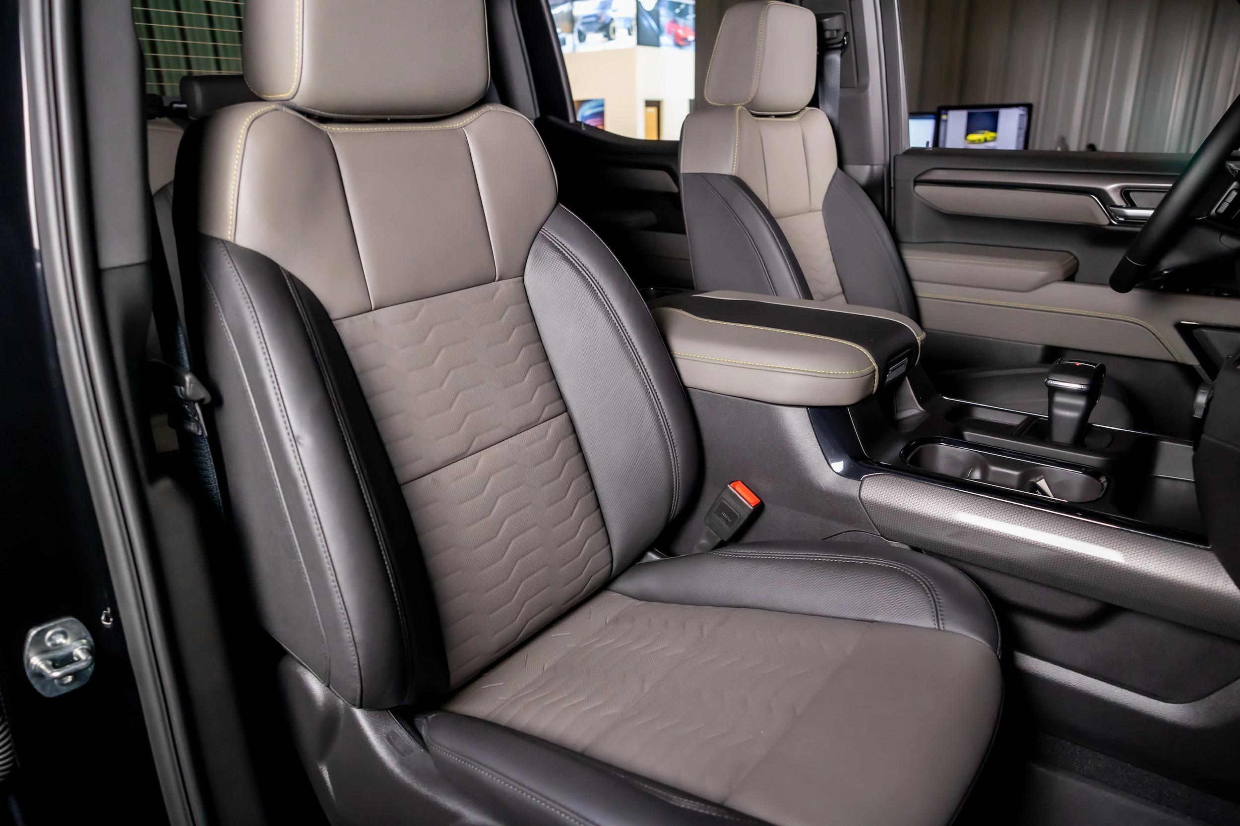 2025 Chevrolet Silverado 1500 ZR2