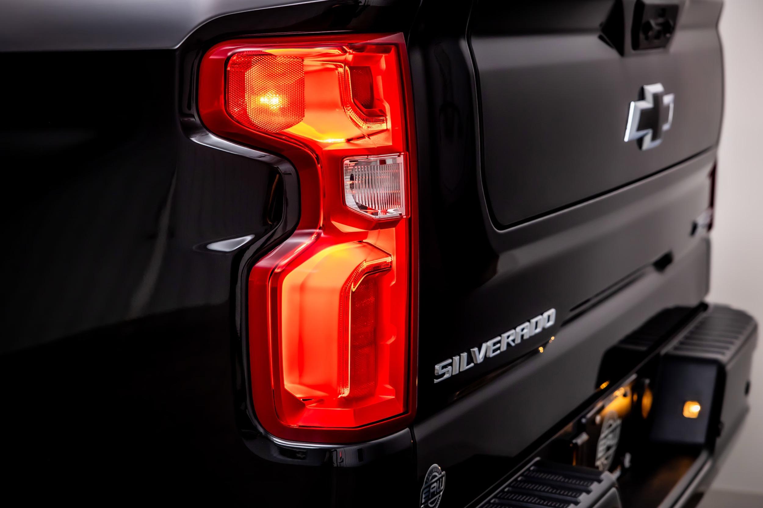 2025 Chevrolet Silverado 1500 ZR2
