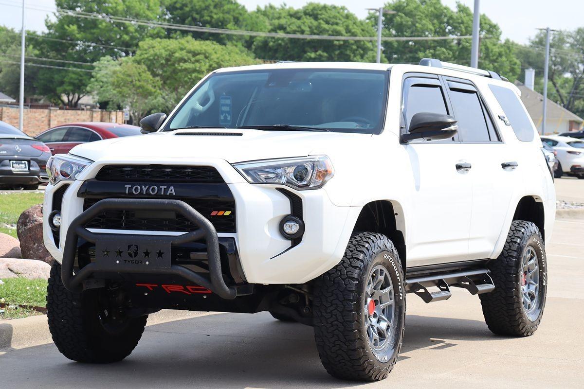 2023 Toyota 4Runner SR5 Premium - 3