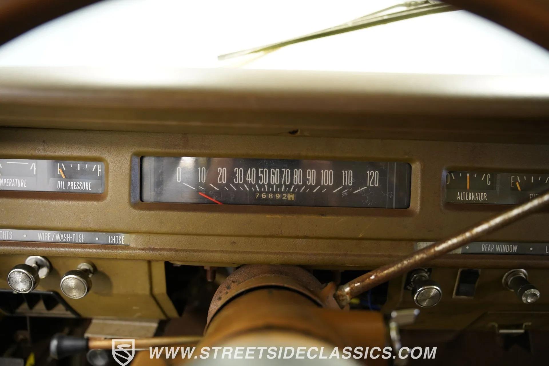 1974 International Harvester Travelall