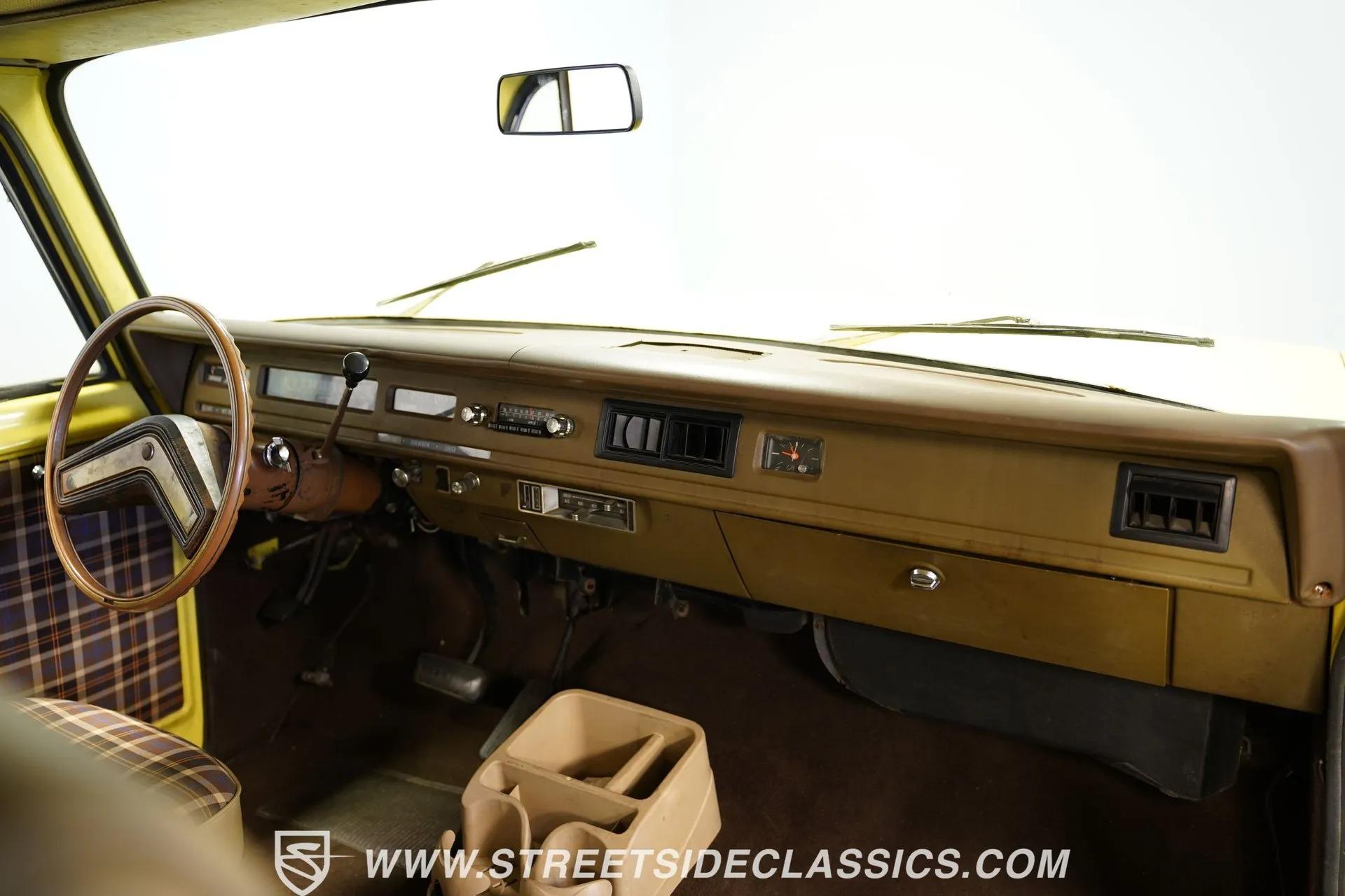 1974 International Harvester Travelall