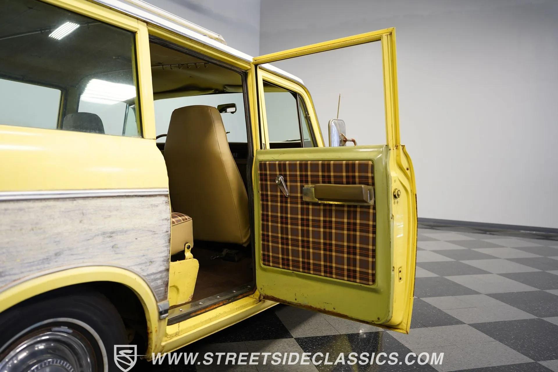 1974 International Harvester Travelall