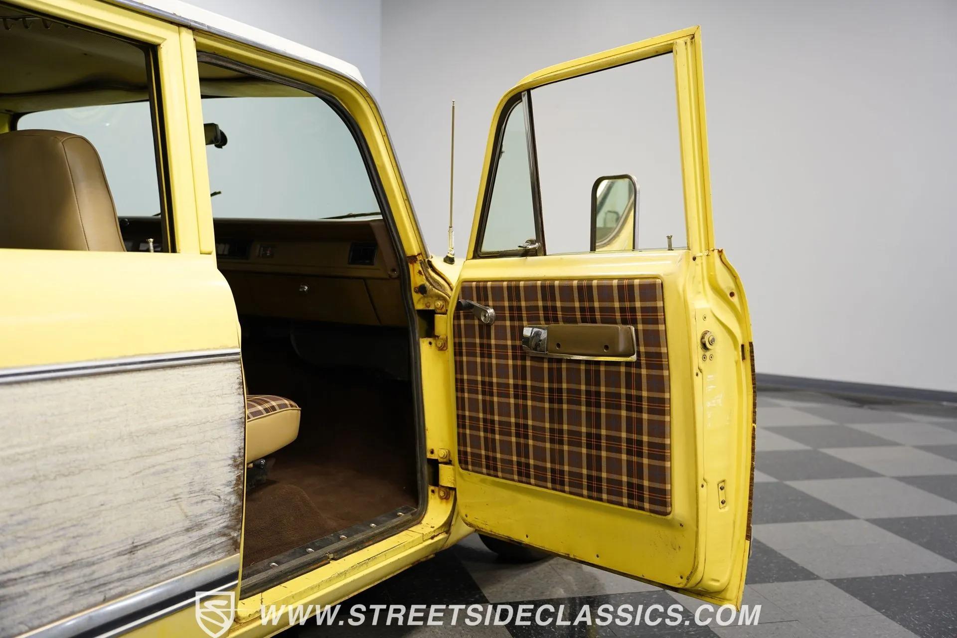 1974 International Harvester Travelall