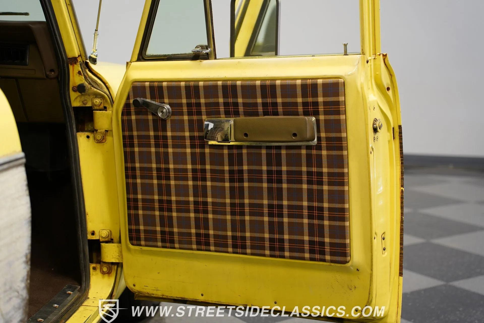 1974 International Harvester Travelall