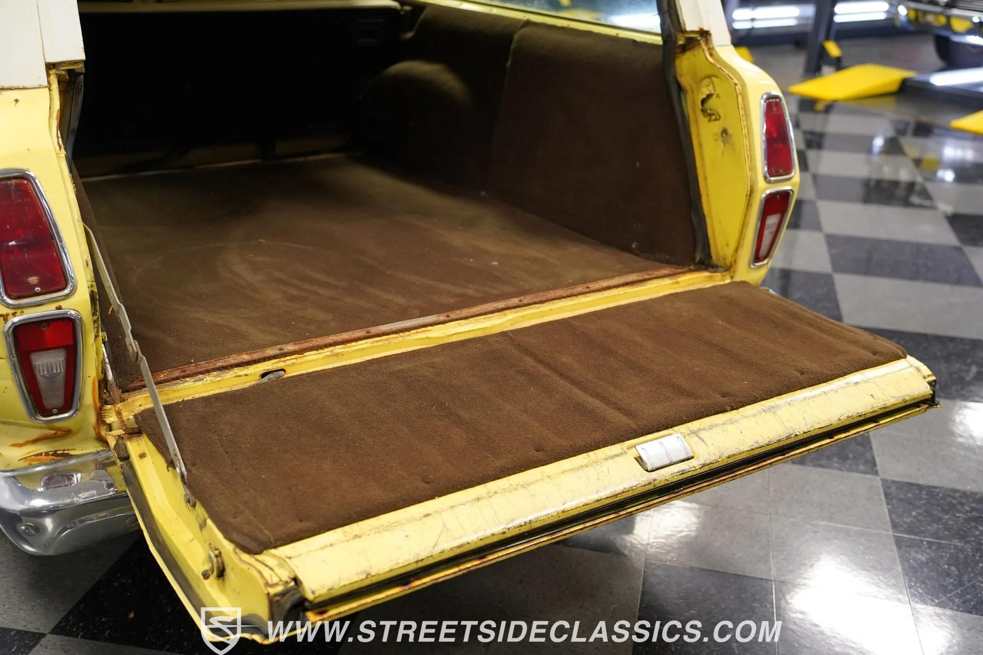 1974 International Harvester Travelall