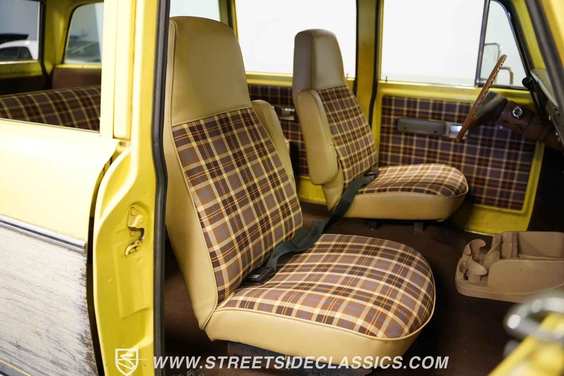 1974 International Harvester Travelall