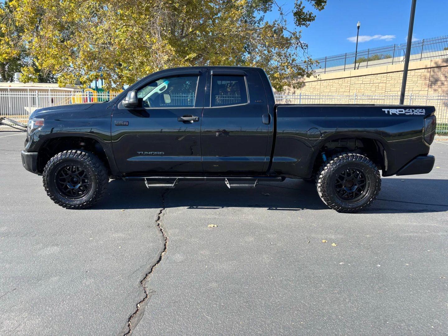 2016 Toyota Tundra Double Cab SR5
