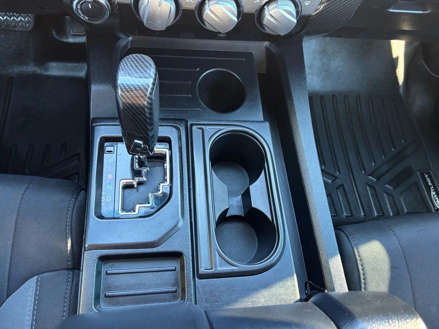 2016 Toyota Tundra Double Cab SR5