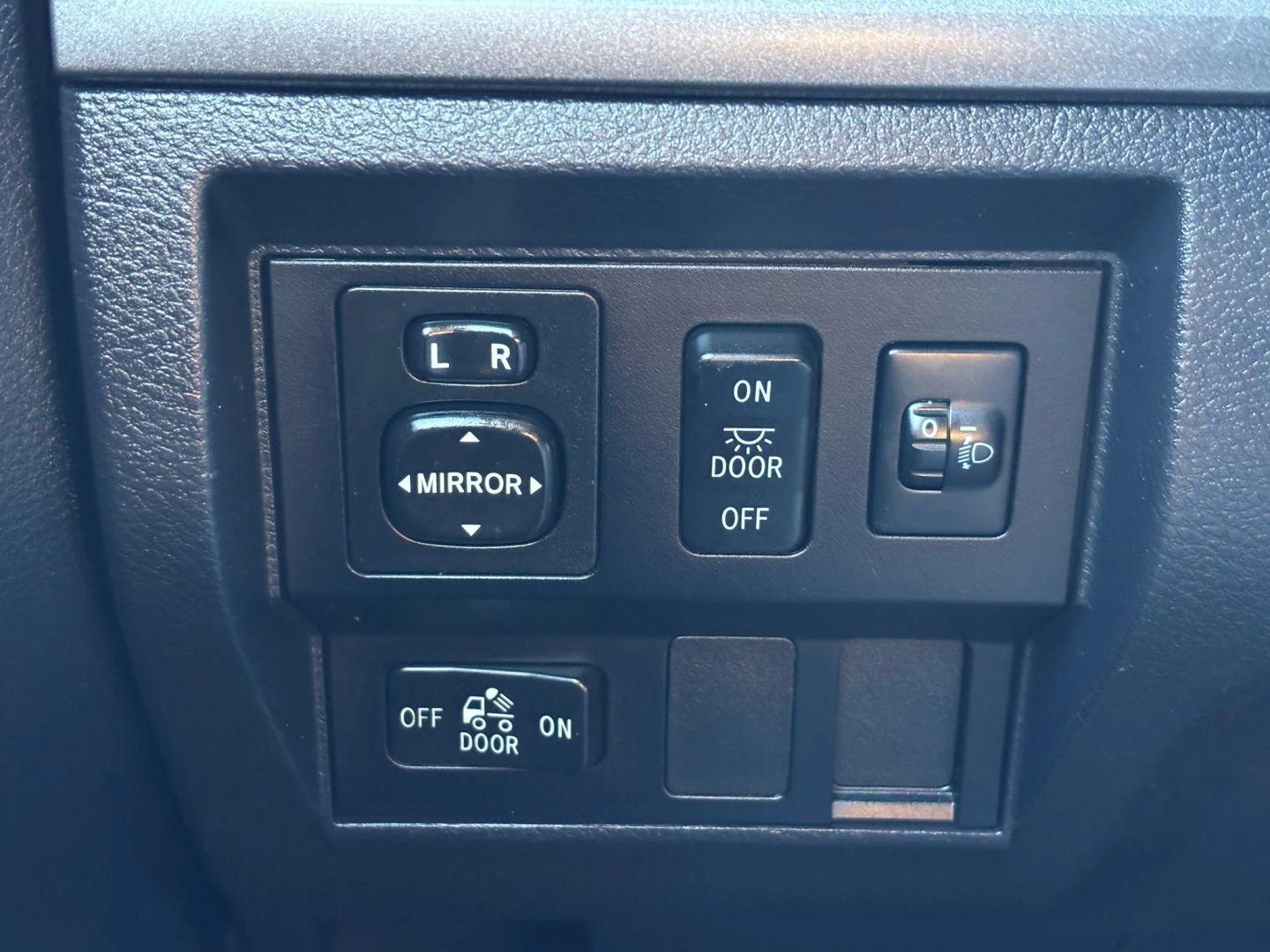 2016 Toyota Tundra Double Cab SR5