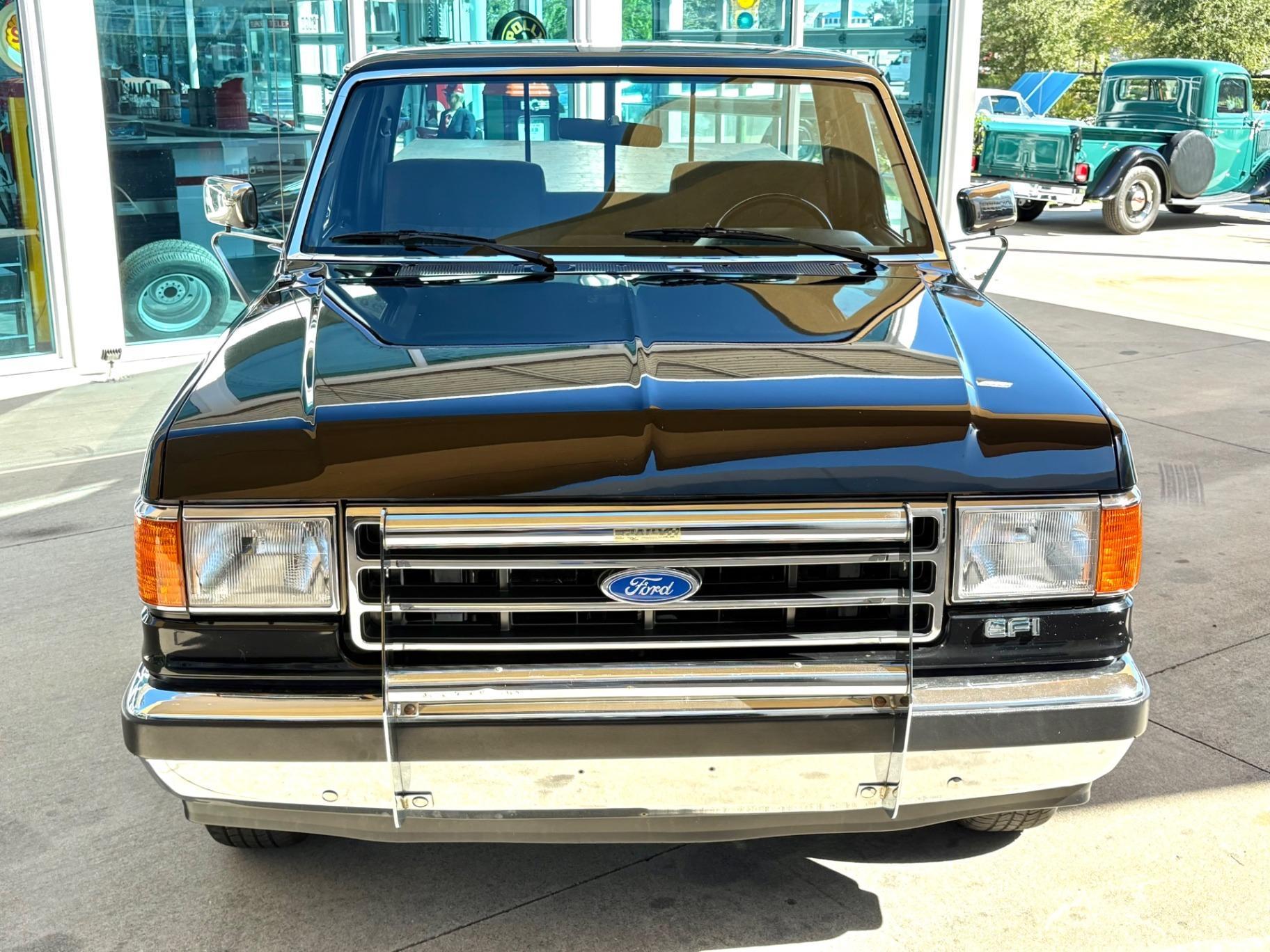 1991 Ford F-150 XLT Lariat
