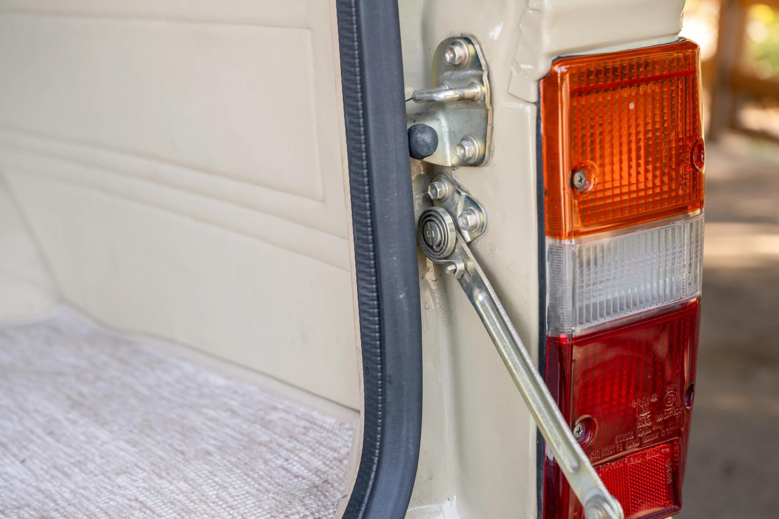 Legacy Overland-Built 1990 Toyota Land Cruiser FJ62