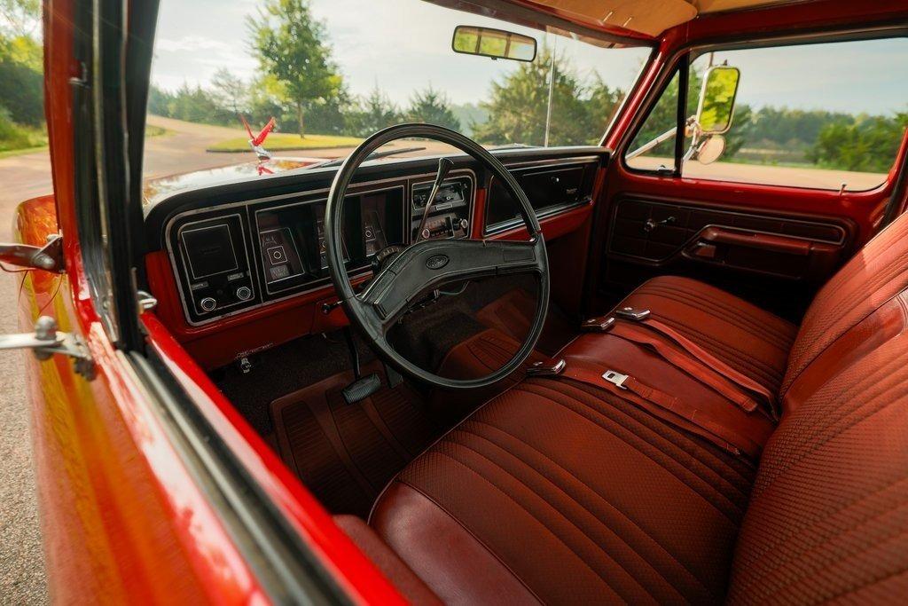 1973 Ford F-250 Ranger Camper Special