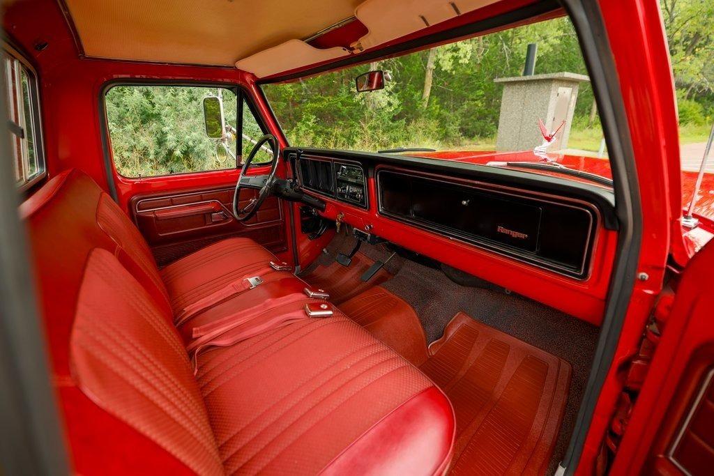 1973 Ford F-250 Ranger Camper Special