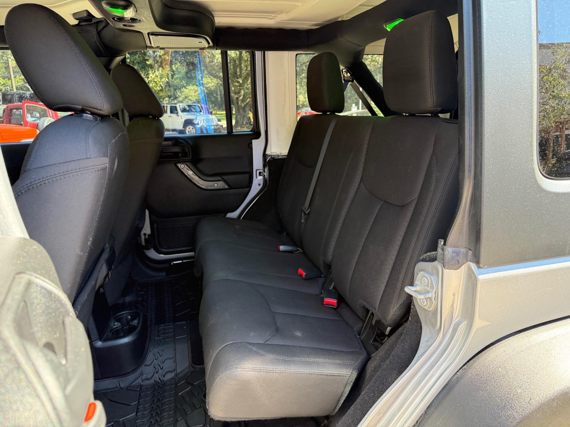 2017 Jeep Wrangler Unlimited Sport