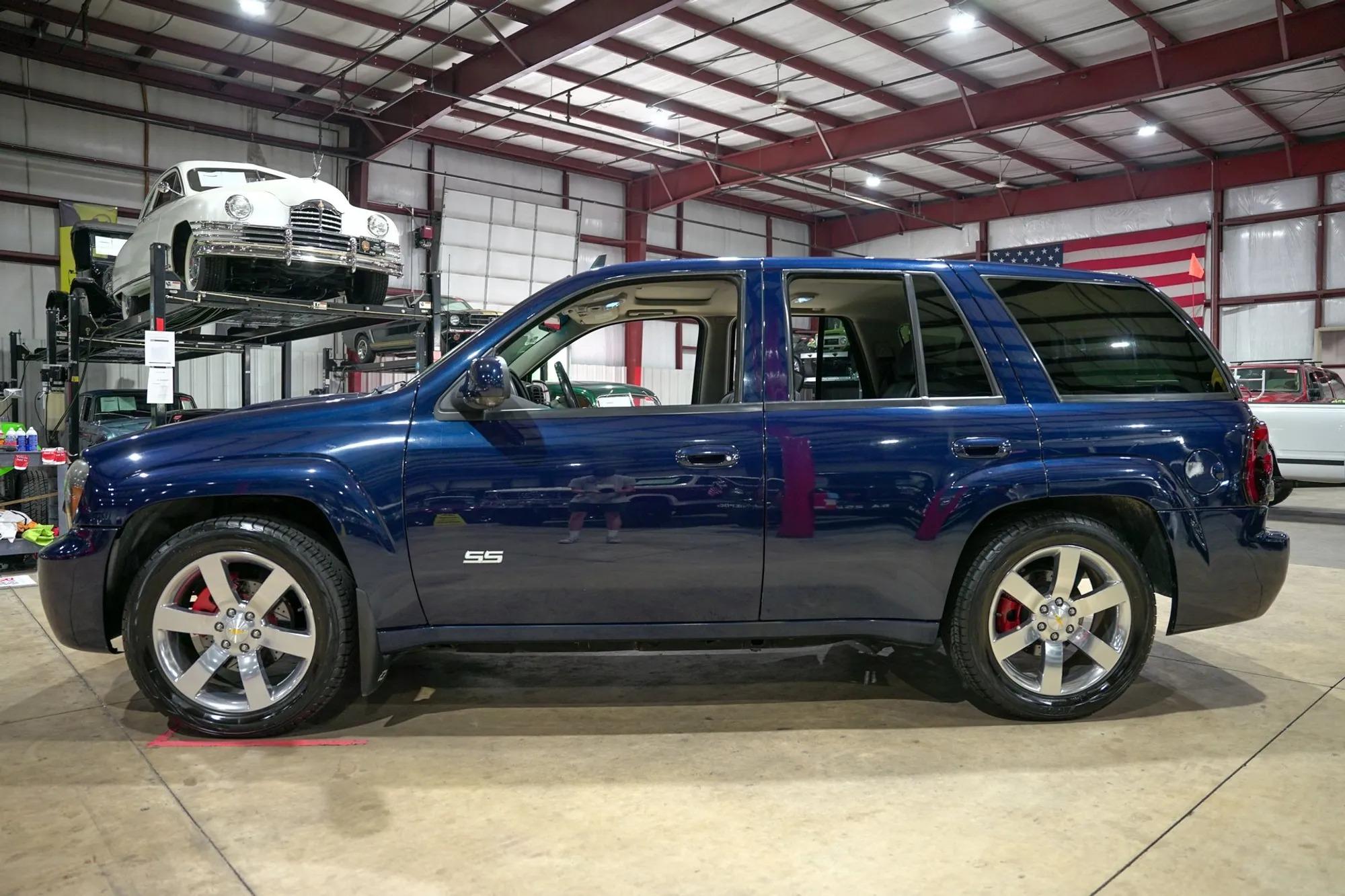 2007 Chevrolet Trailblazer SS - 3