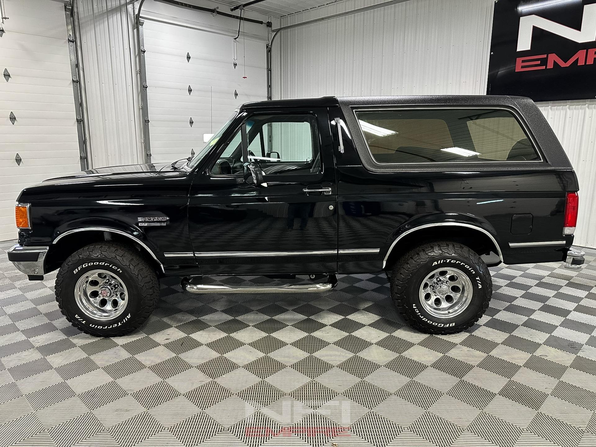 1989 Ford Bronco XLT