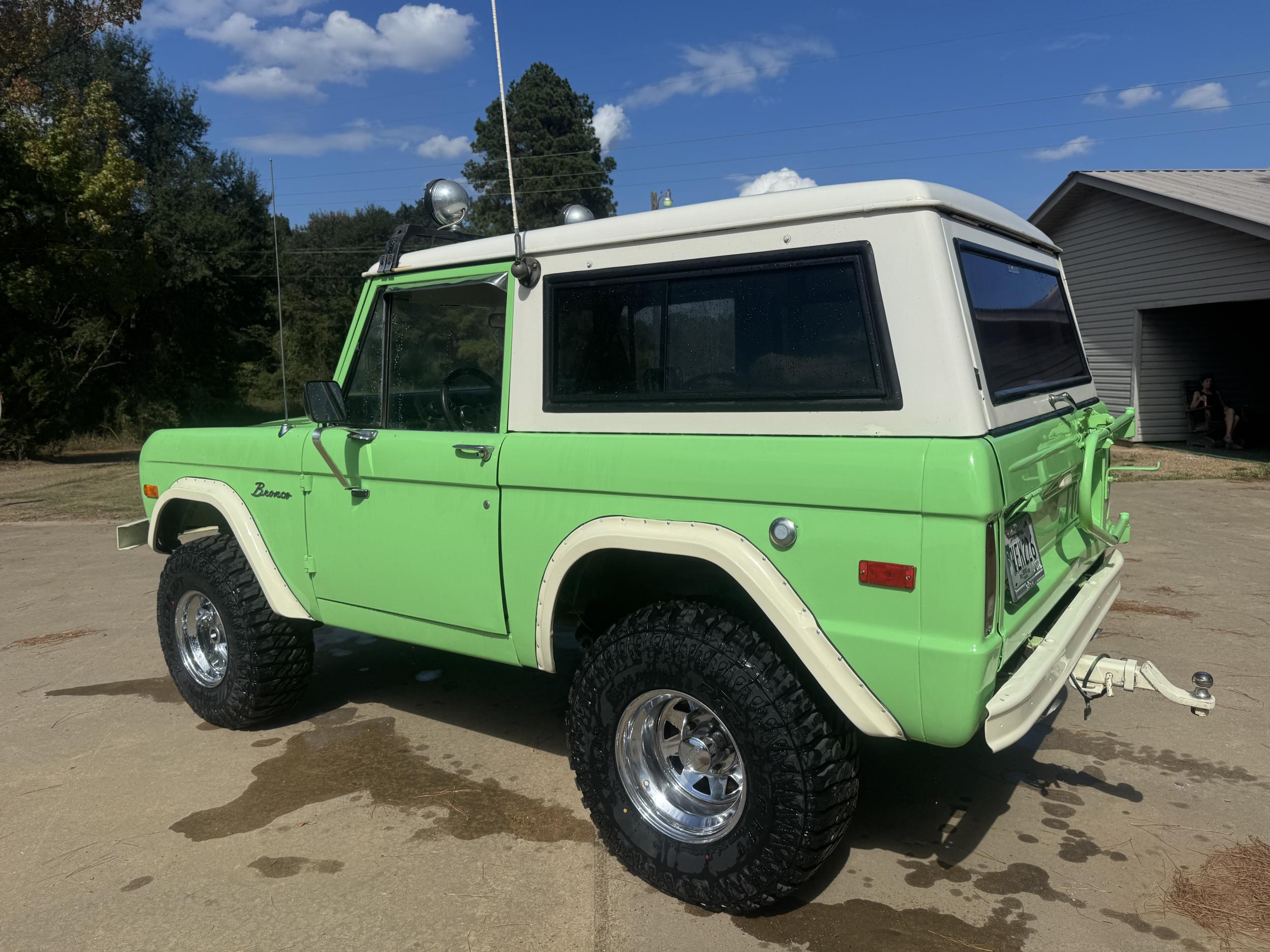 1974 Ford Bronco - 3