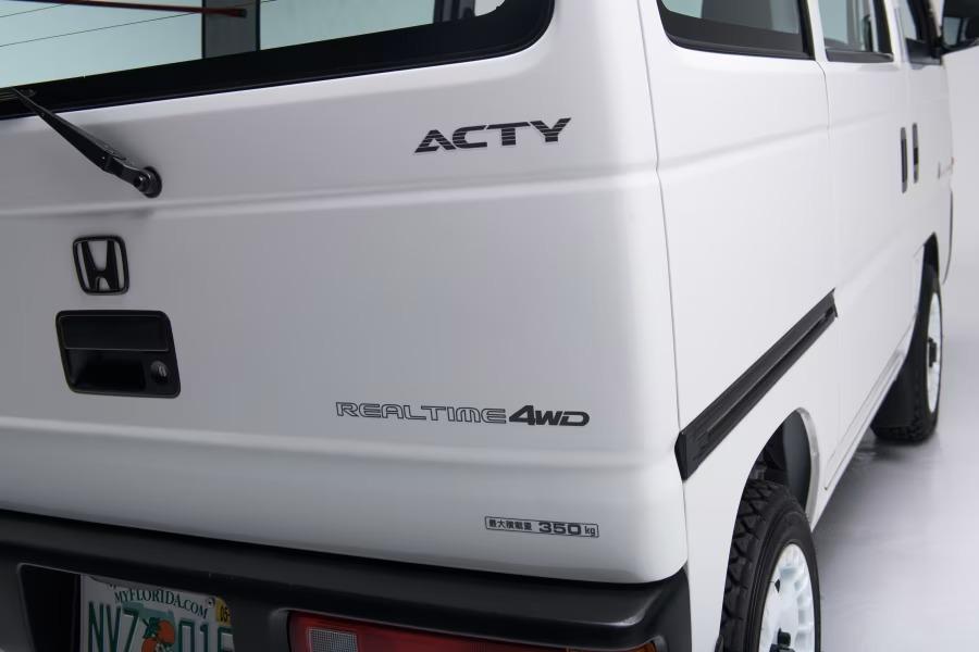 Sold: 1996 Honda Acty SDX 4×4 Van