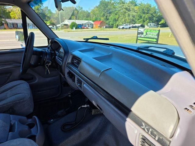 1995 Ford Bronco XLT