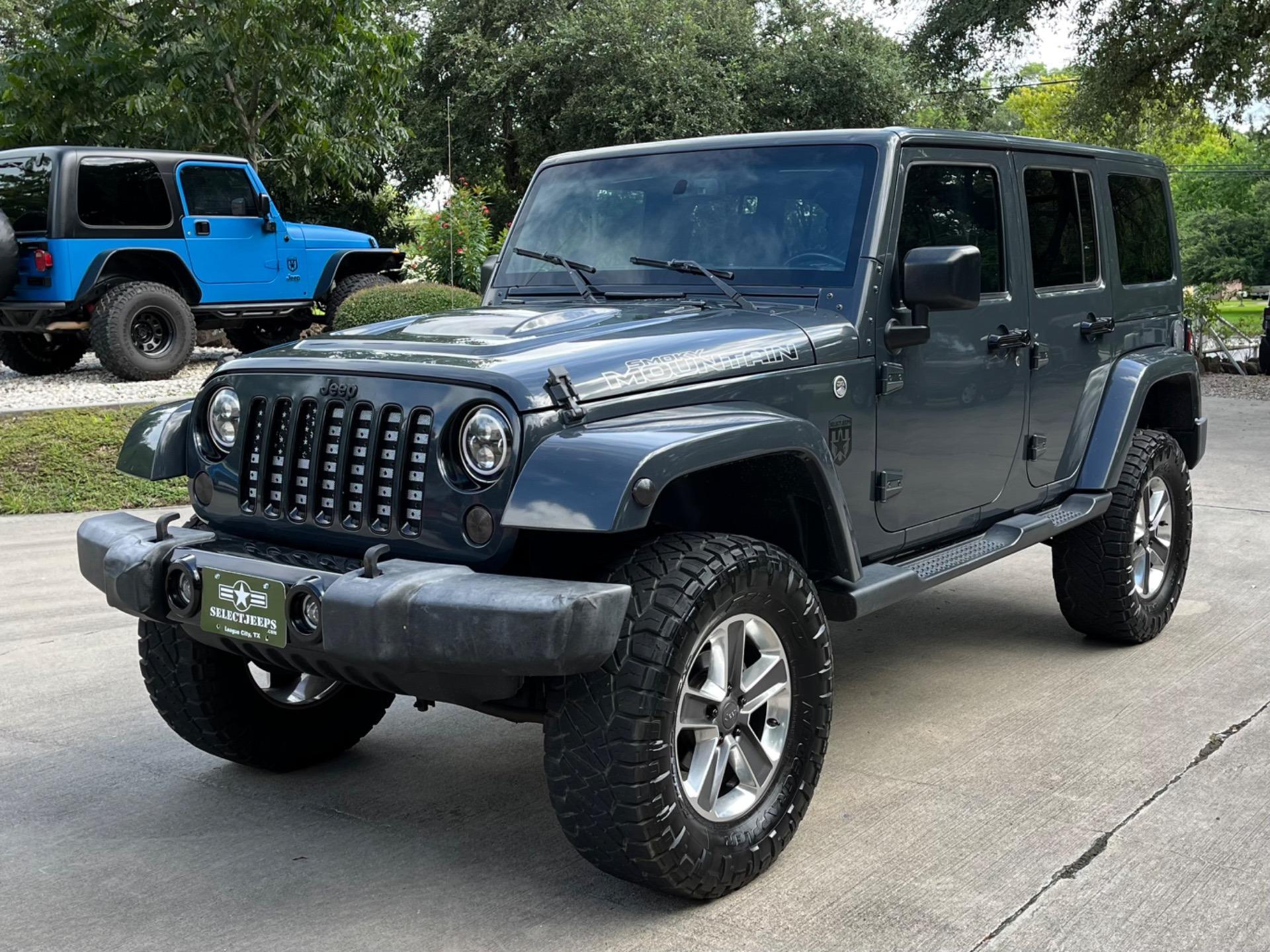 2017 Jeep Wrangler Unlimited Smokey Mountain