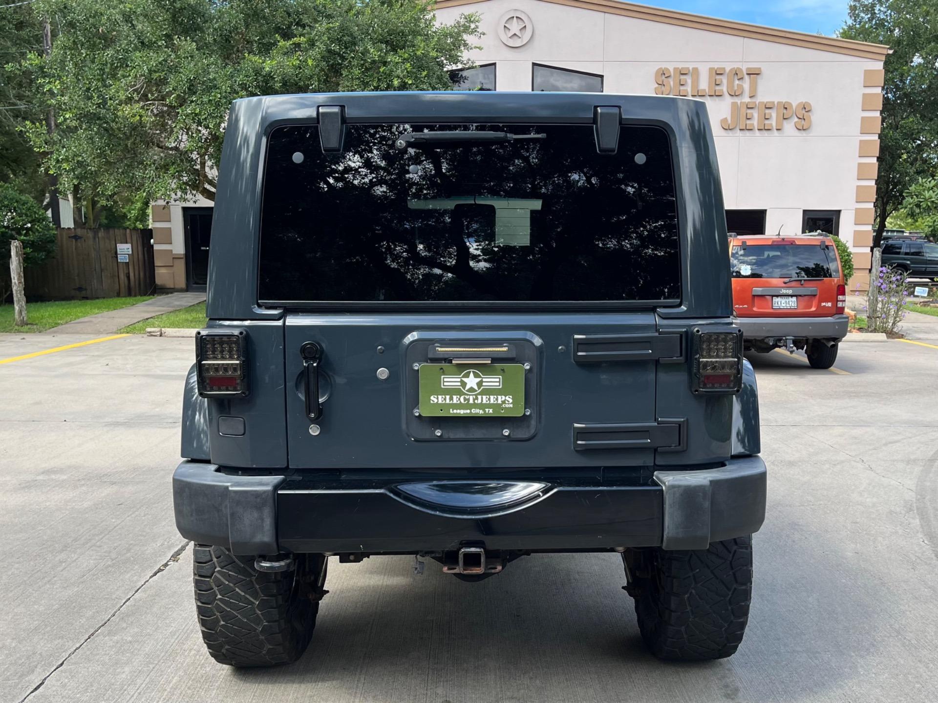 2017 Jeep Wrangler Unlimited Smokey Mountain