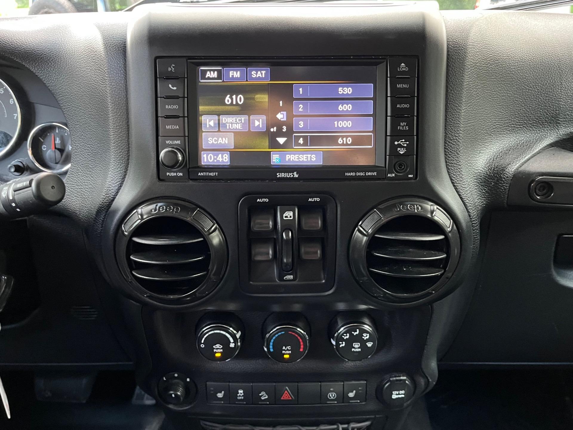 2017 Jeep Wrangler Unlimited Smokey Mountain