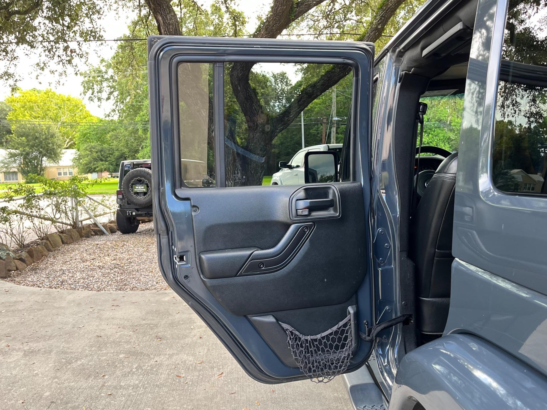 2017 Jeep Wrangler Unlimited Smokey Mountain