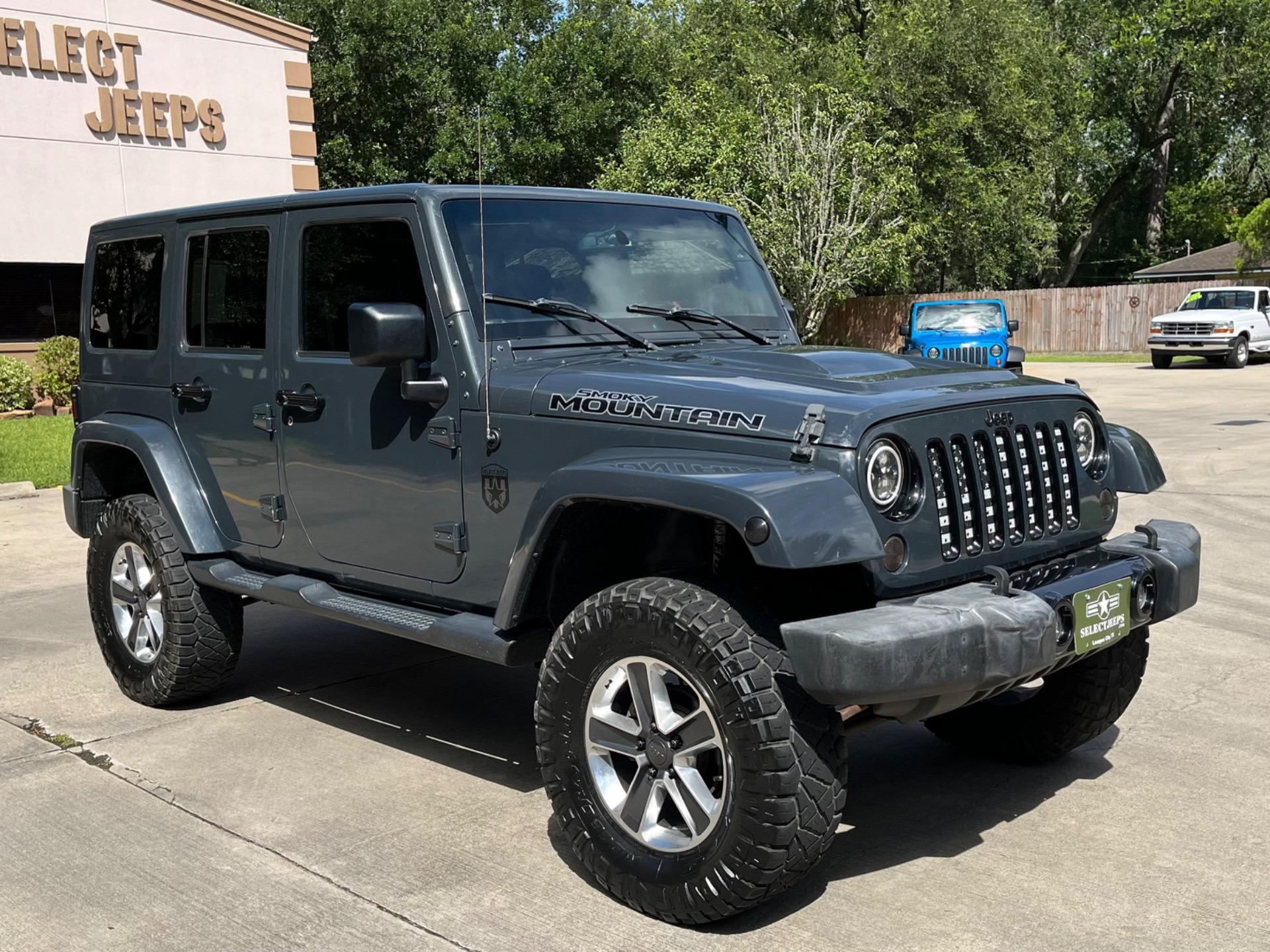 2017 Jeep Wrangler Unlimited Smokey Mountain