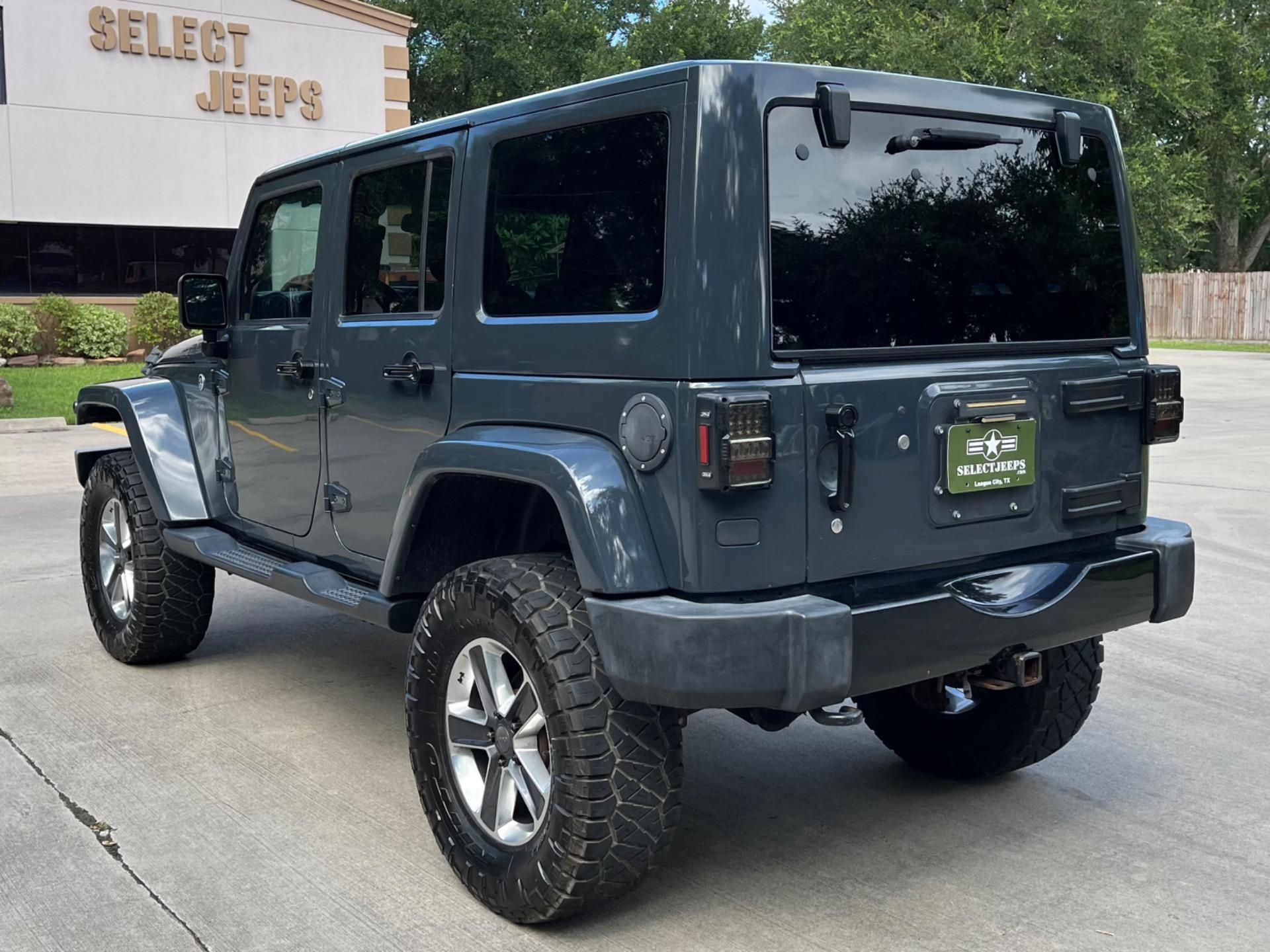 2017 Jeep Wrangler Unlimited Smokey Mountain