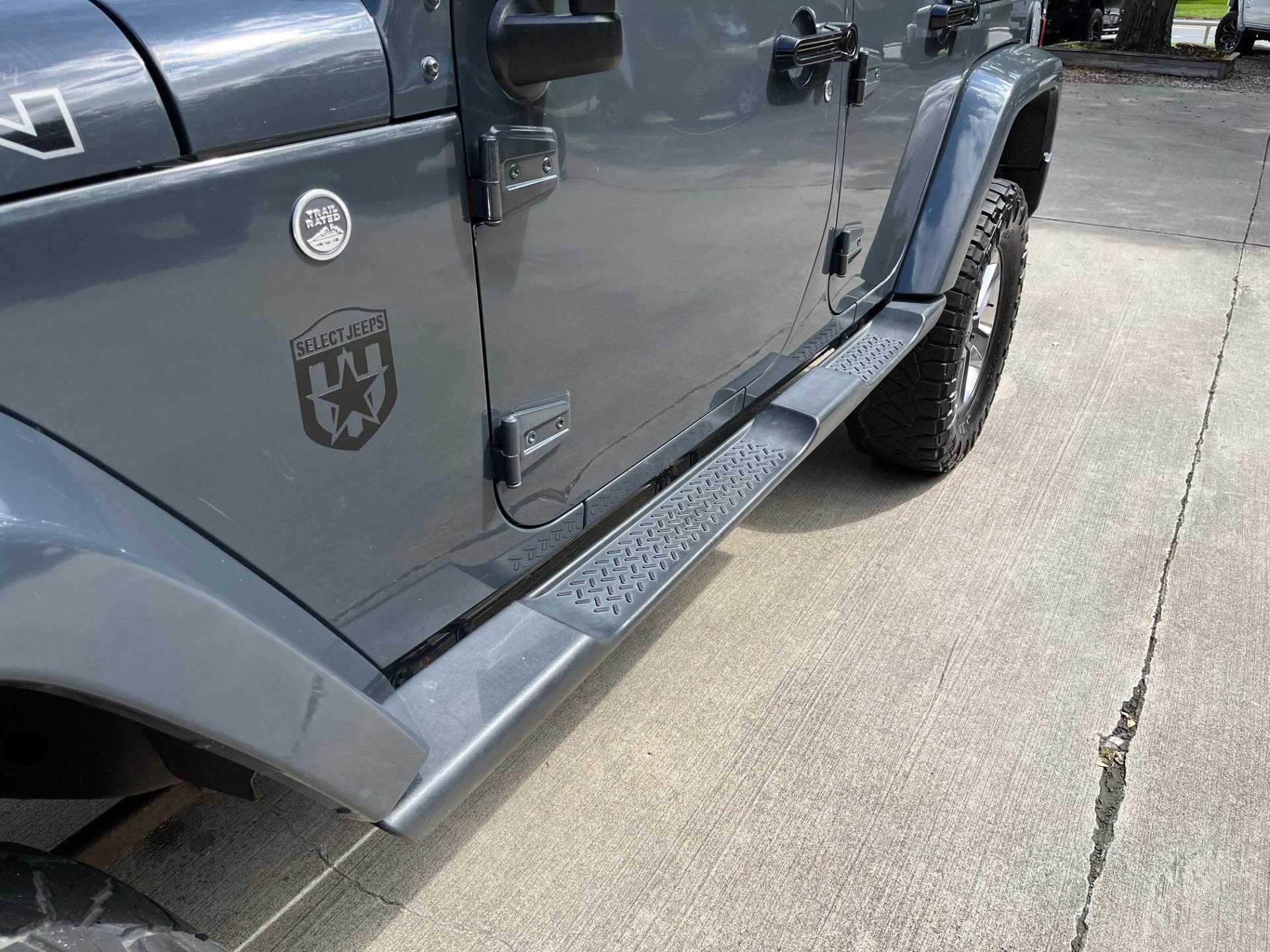 2017 Jeep Wrangler Unlimited Smokey Mountain