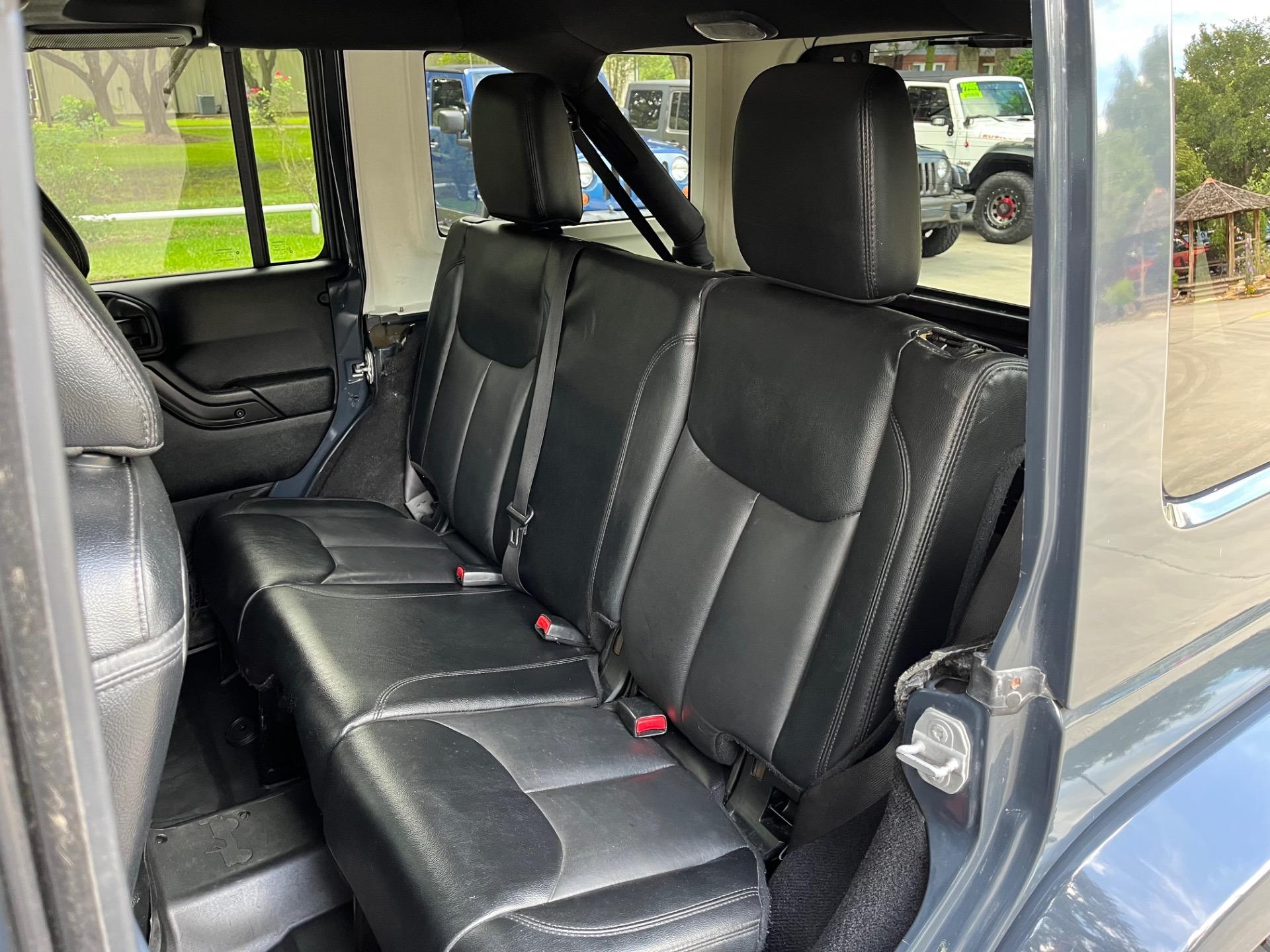 2017 Jeep Wrangler Unlimited Smokey Mountain