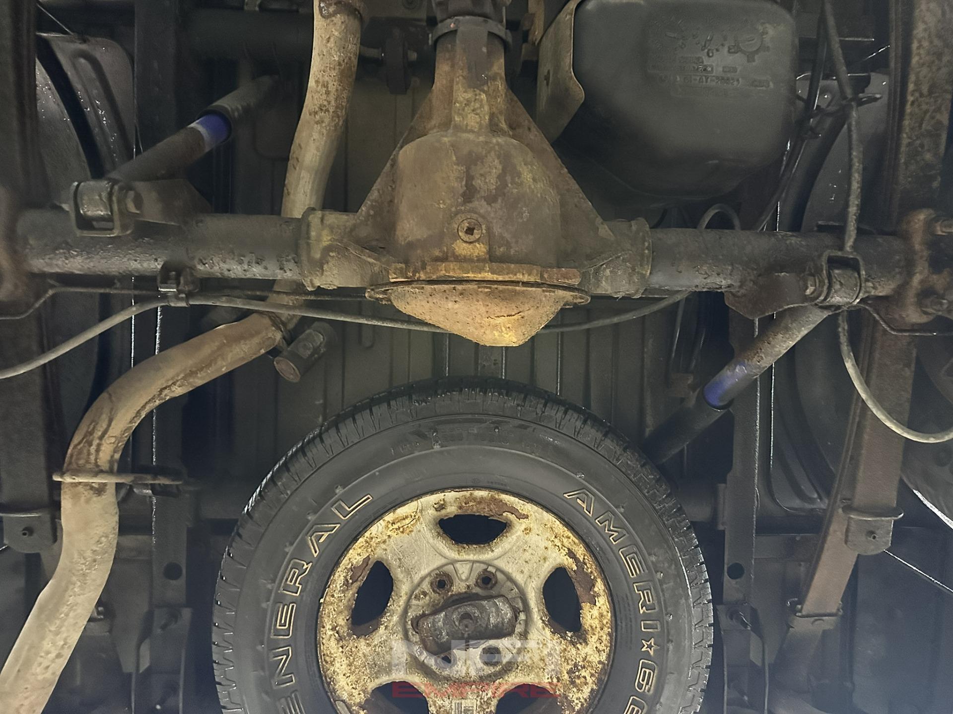 2000 Chevrolet Silverado 1500 LS