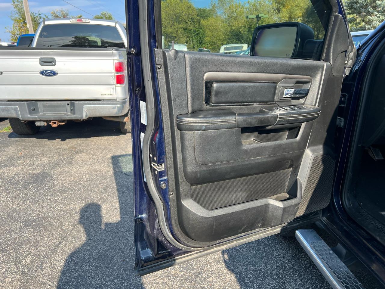 2013 RAM 1500  Sport
