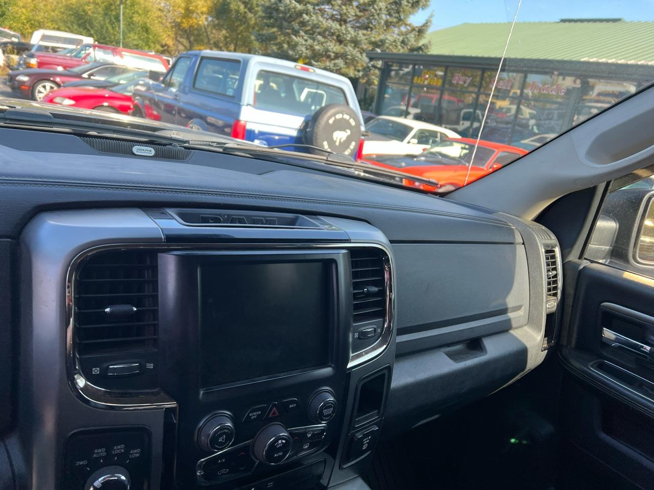 2013 RAM 1500  Sport
